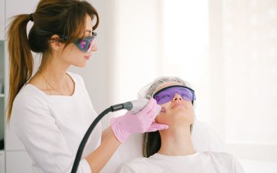 Summer Laser Skin Tightening in Toronto for Mild Jowls
