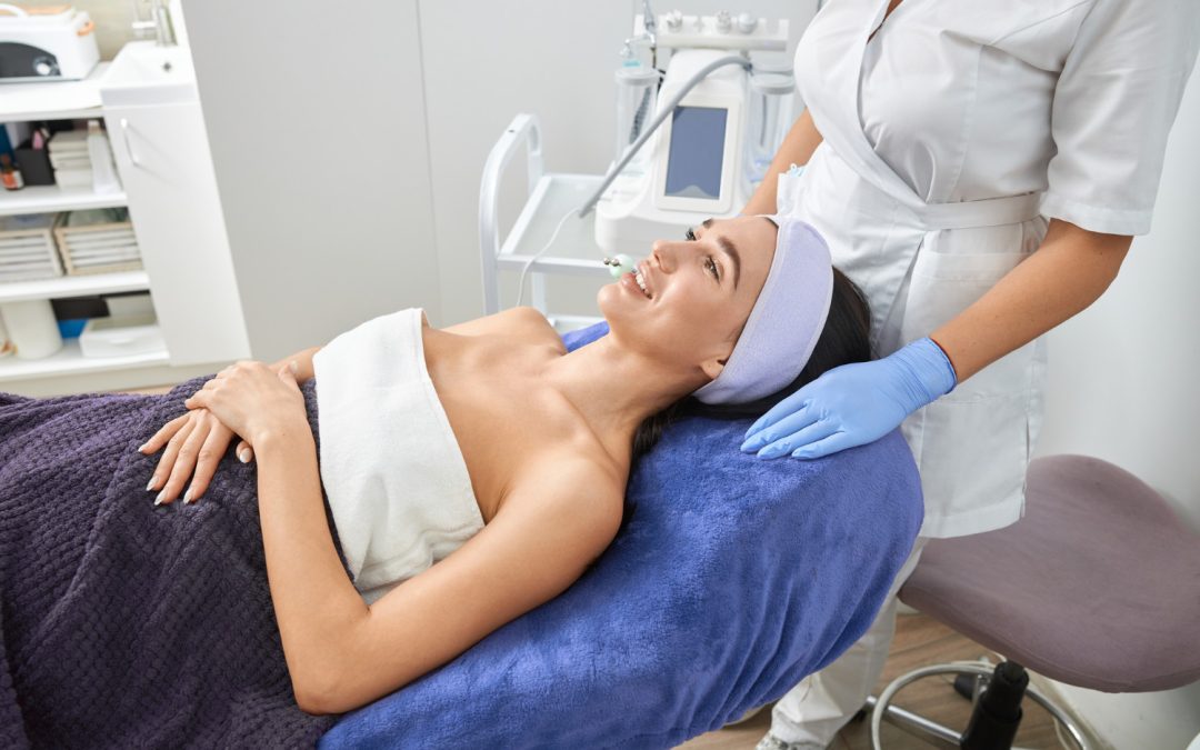 Toronto Summer Med Spa Calendar: Plan Botox, Fillers, Lasers, and Facials