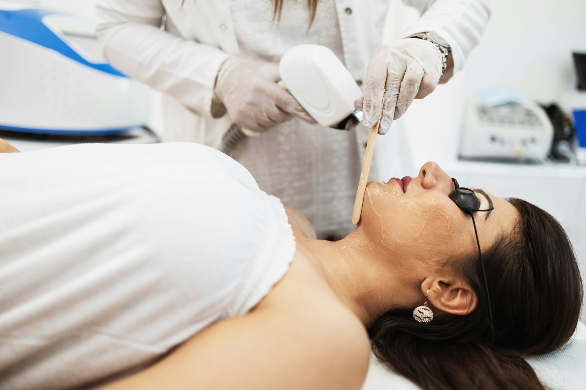 Dermaplaning Dermaplaning