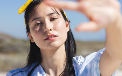 Prevent Summer Acne in Toronto: Stop Sweat + Sunscreen Breakouts, Fade Scars