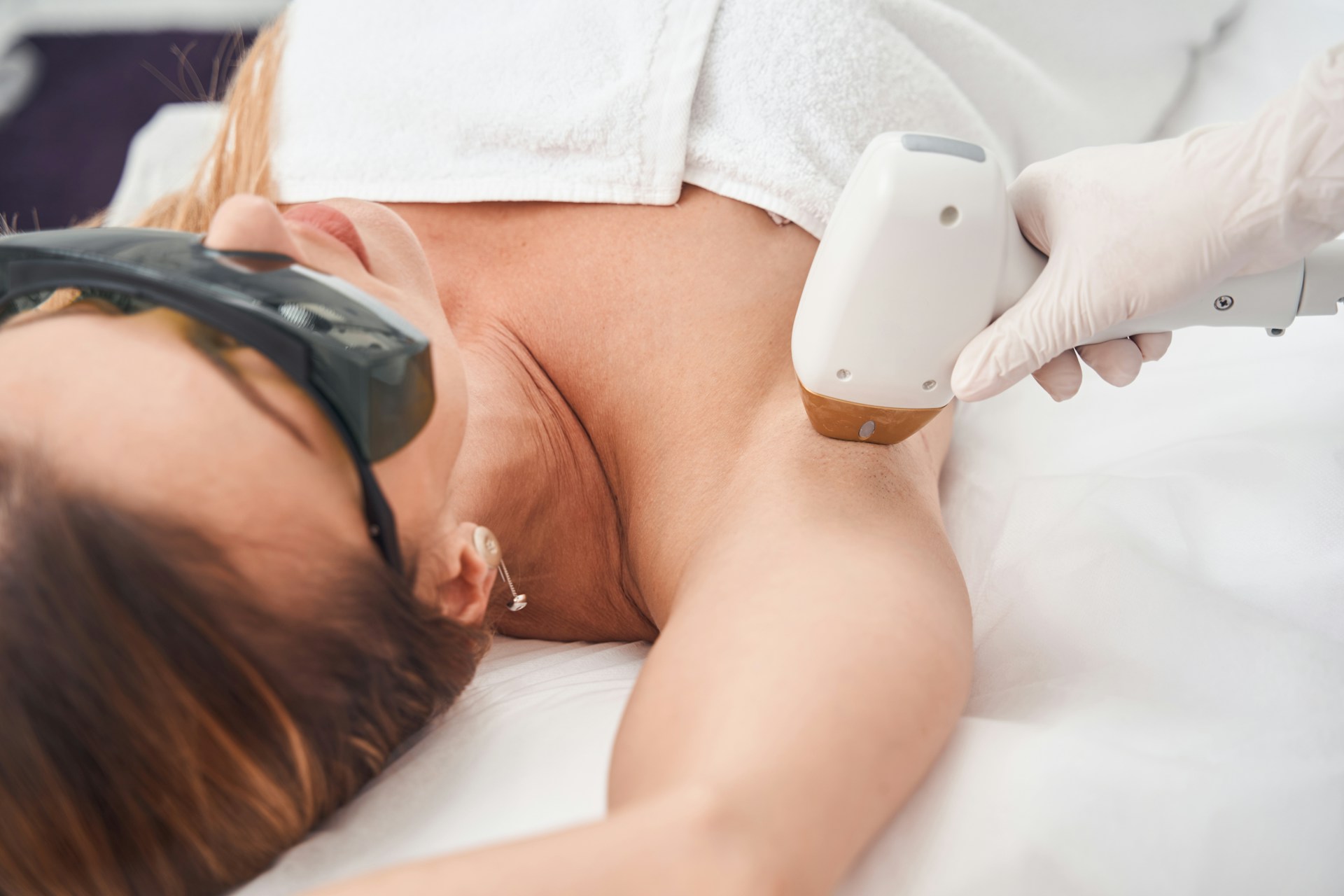 underarm laser whitening underarm laser whitening